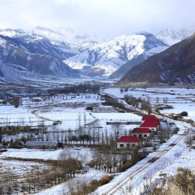 托木尔峰国家自然保护区