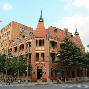 初秋游滨海之都：青岛