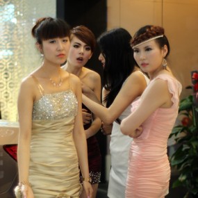 五一车展车模后台照片！