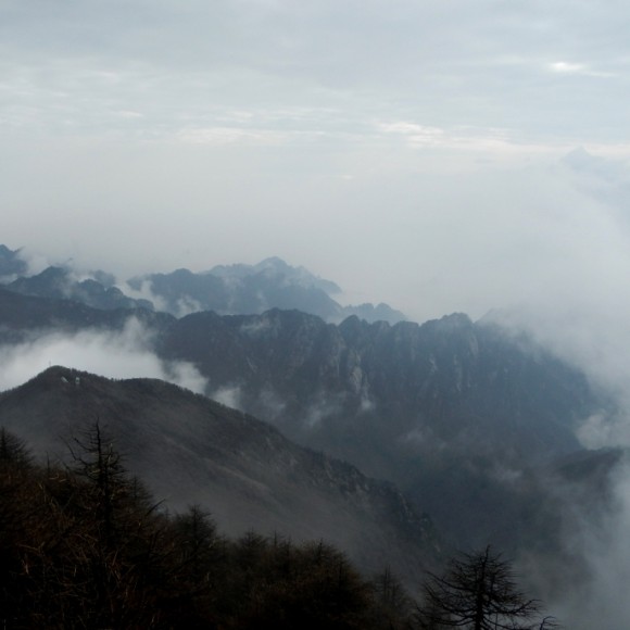 太白山的蓝天白云