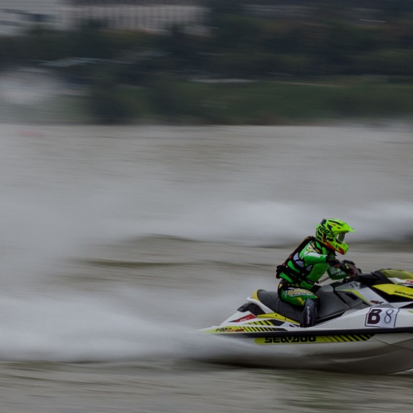 西安浐灞弘健摩托艇大赛