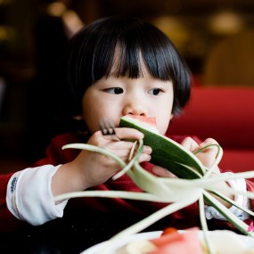 爱吃西餐的娃娃