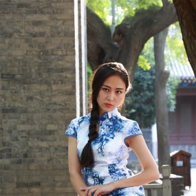 畅游荐福寺 随拍旗袍女