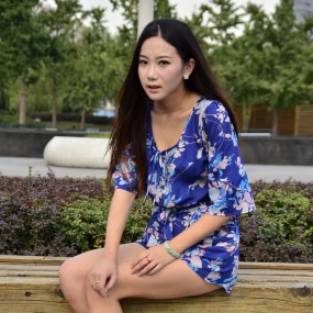 永阳公园 之 蓝衣美女（十一）