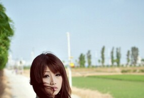 普通的道路拍出不普通的人像