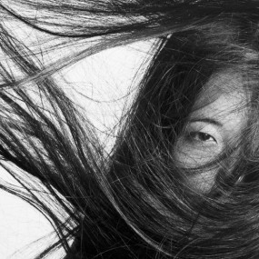 杨田锐思黑白人像