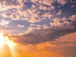 等一个人，陪我看尽这世上最美的黄昏！