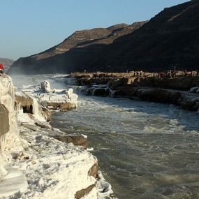 冬季壶口赏美景