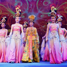 一组明星舞台照及花絮