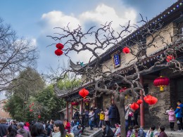 春节畅游小雁塔游