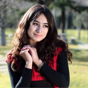 疆妹子--莫妮热