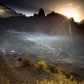 草原、石山、黄河、冰川-川西甘南风光