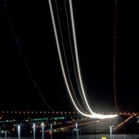 长时间曝光 记录航班起降~美