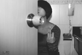 黑白片之F----【纯属娱乐、不喜勿入】