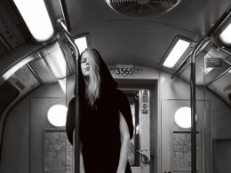 意大利版《Vogue》2017三月刊时尚大片