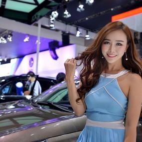 东风悦达起亚很上镜的靓模