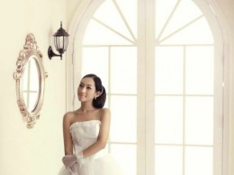 白色服装下的罗马故事