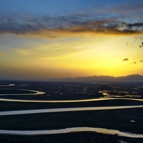 夢中的巴音布魯克