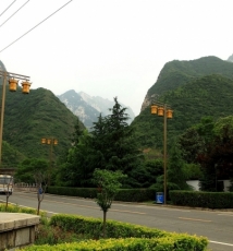 西岳华山雄伟壮观一