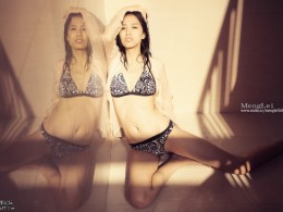 被水淋湿后的衬衫