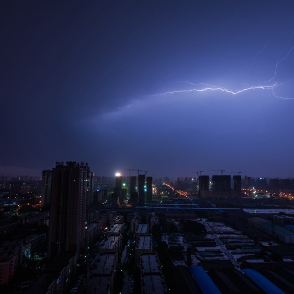 史上最强暴风雨---风云雷电
