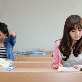 安静的课堂，同窗的他们