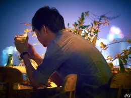 海边高层顶楼露台咖啡屋随拍一张……