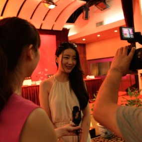 又是比赛开始季，美女们，加油