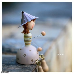 纪念一个走失的娃娃