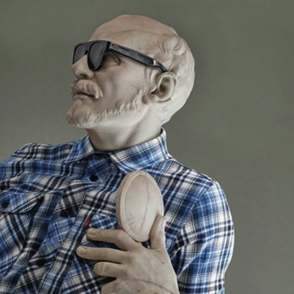 转：【艺术】裸体好还是穿衣服好