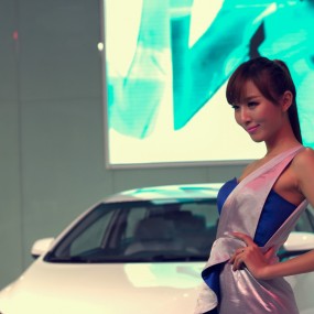 2013年10月西安车展留影