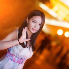 开启疯狂拍摄模式---夜景人像