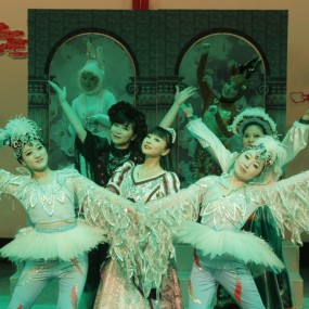 儿童剧人物抓拍