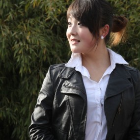 漂亮的MM,不出彩的PP,呵呵，望海涵～～～