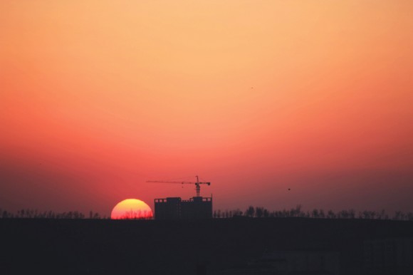 天山脚下的春天