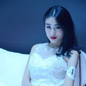 大明宫家居美模靓妹钻石店