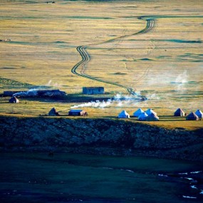 巴音布鲁克之春