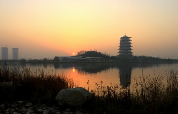 夕阳辉映长安塔