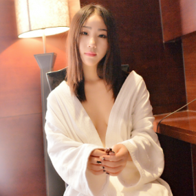 私房女孩试拍几张