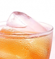 水珠凝结出的冰爽