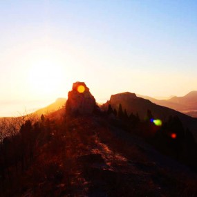 美丽崮乡-石人崮