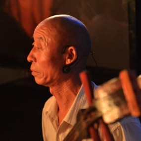 一点沧桑，一点执着