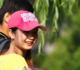 放假了 第一季  落落大方的小妞