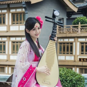 大唐西市《似是故人来》