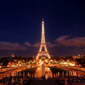 巴黎铁塔