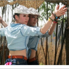 【原创】世博园活动交作业（1）------双面人身