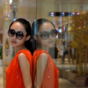 三次海选美女。第一组