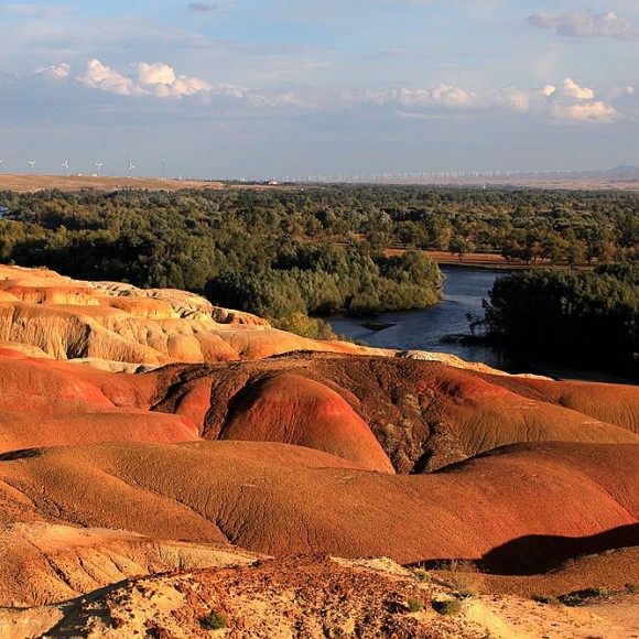 大美新疆之五彩滩