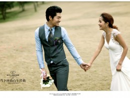 《牵手》小雅风尚婚纱摄影工作室