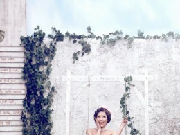 可爱时尚的婚纱照写真